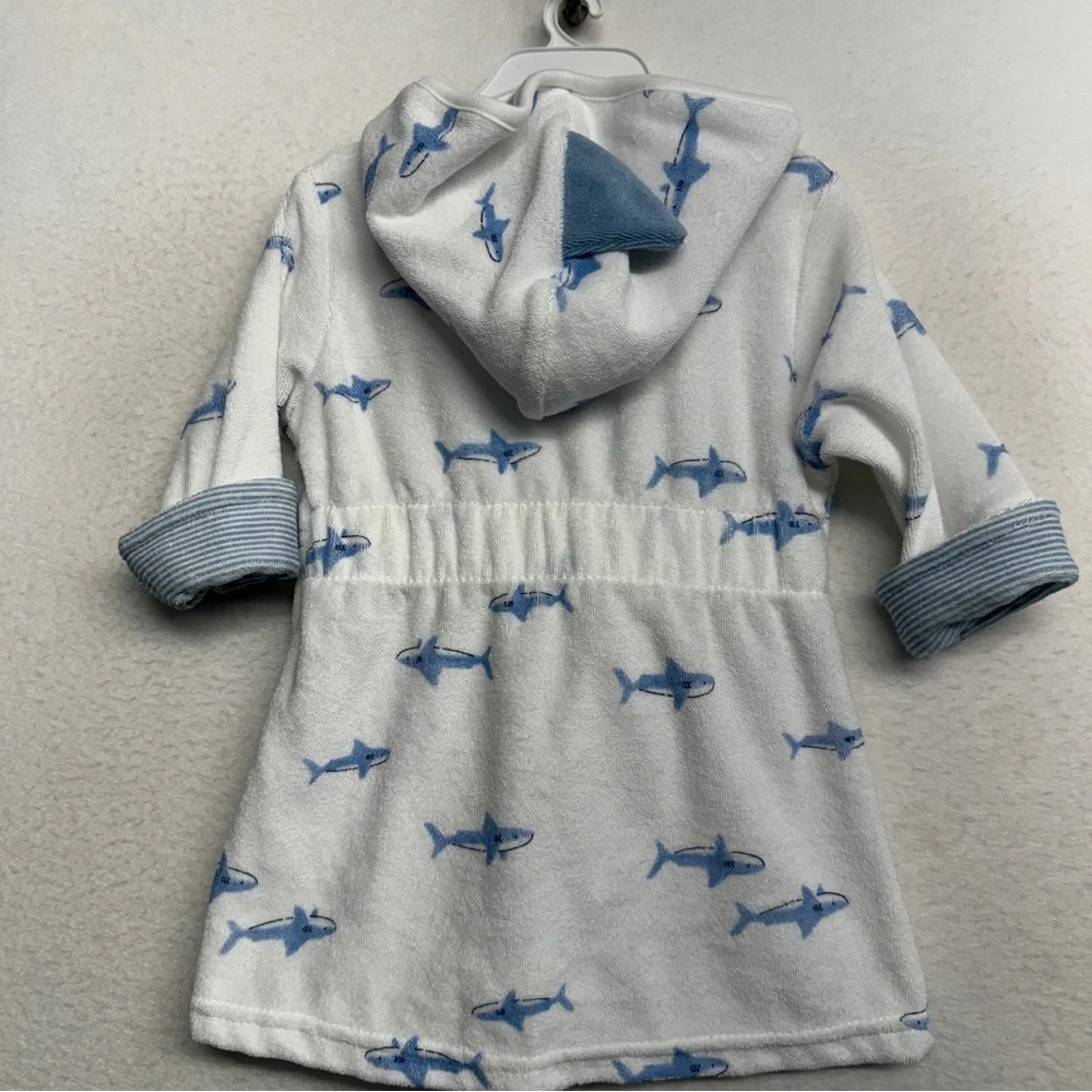 NWT Carters Infant Robe Shark 0-9 months Terry Hooded‎